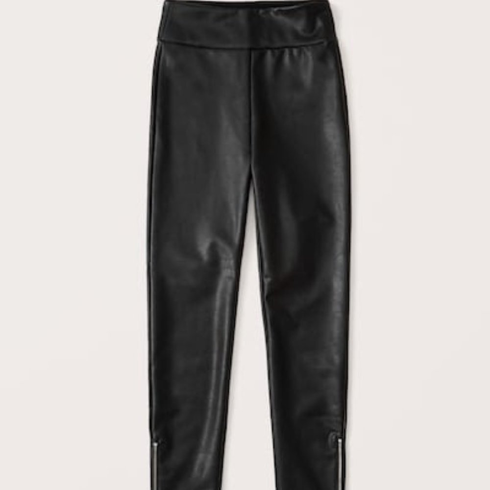 Abercrombie & Fitch Vegan Leather Zip-Ankle Legging Women's Size L